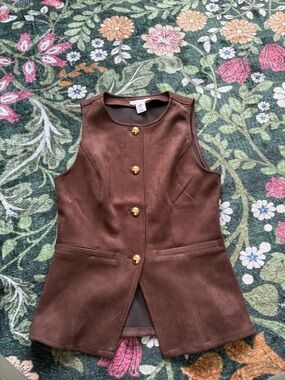 Sincerely Jules Brown Sleeveless Button-Front Vest